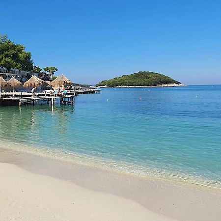 Villa Smeralda Sarande Bagian luar foto