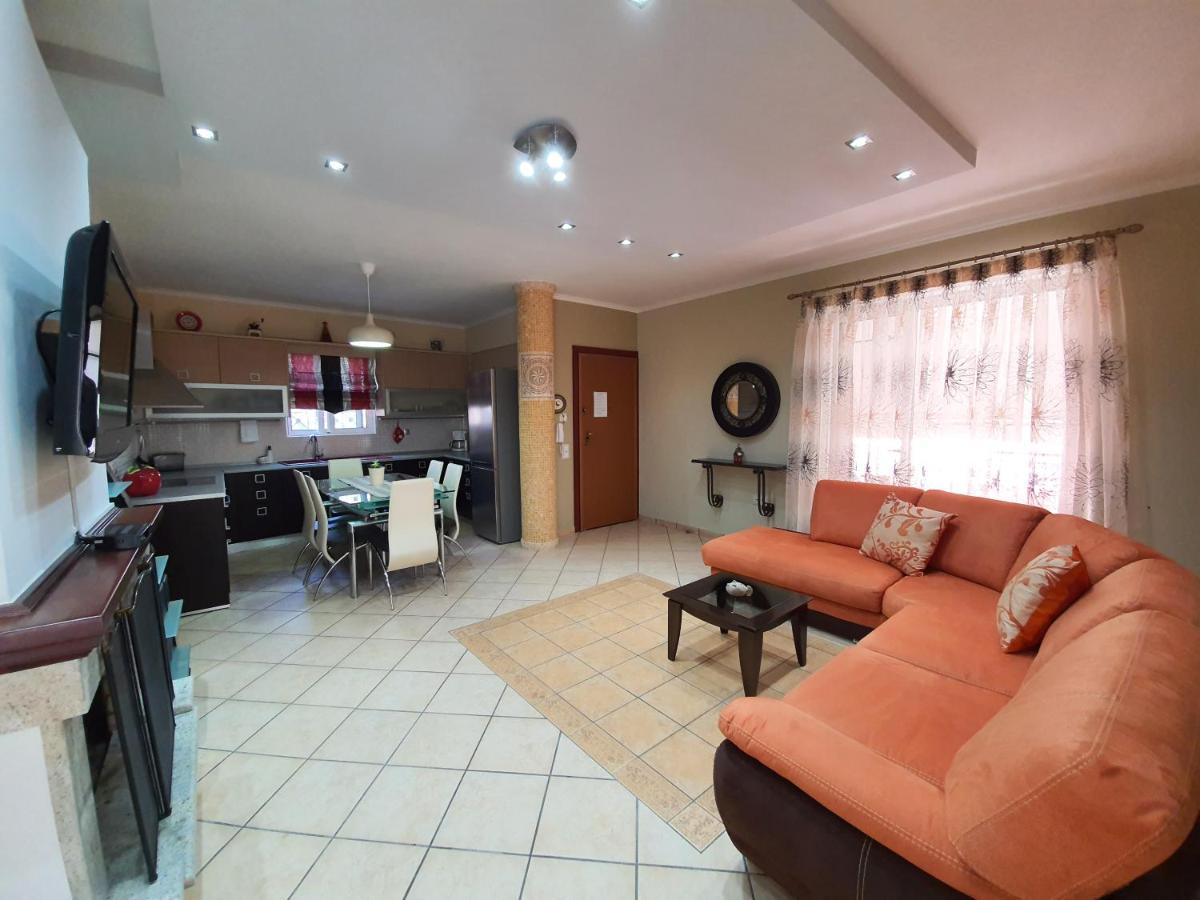 Villa Smeralda Sarande Bagian luar foto