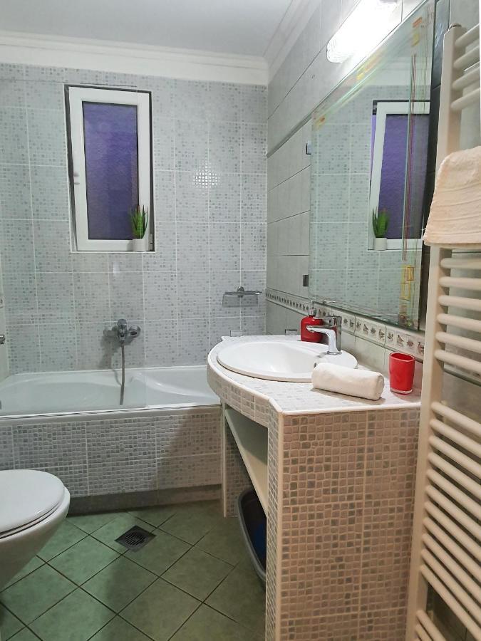 Villa Smeralda Sarande Bagian luar foto
