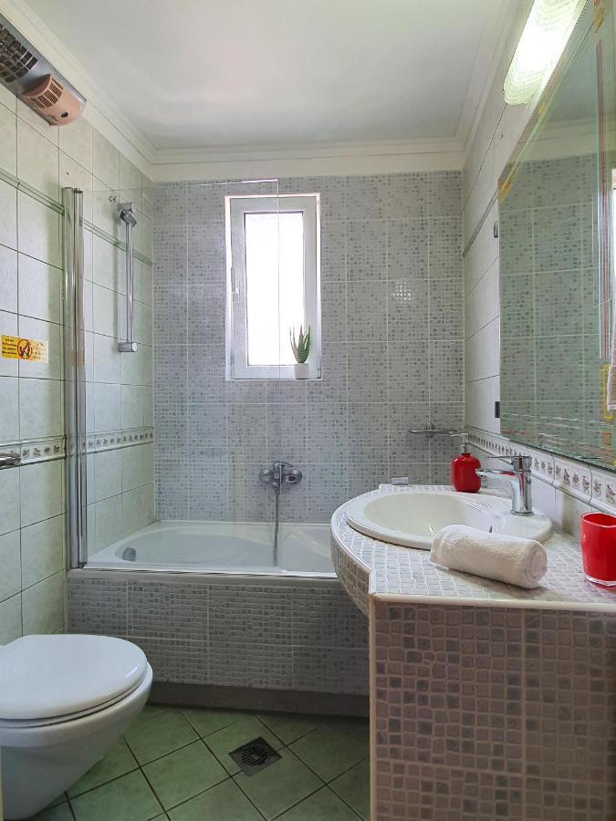 Villa Smeralda Sarande Bagian luar foto