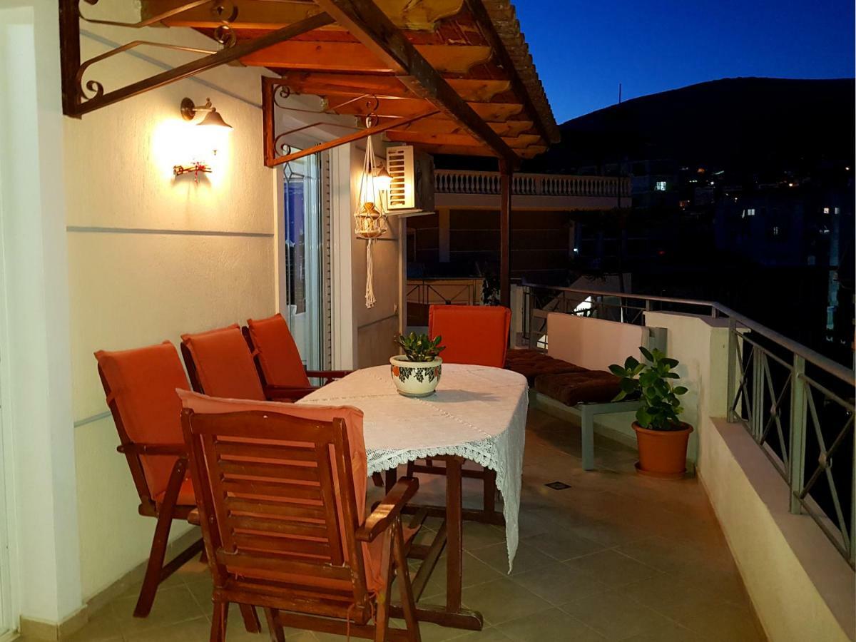 Villa Smeralda Sarande Bagian luar foto